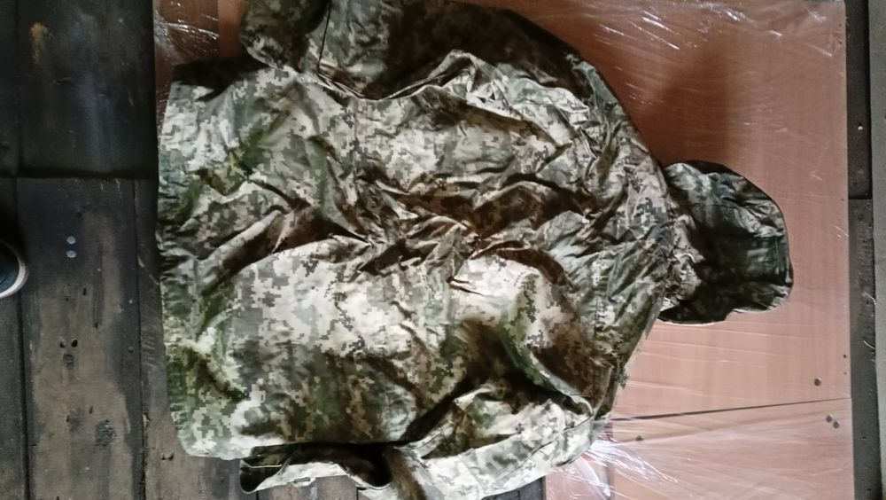 Куртка вітровка піксель