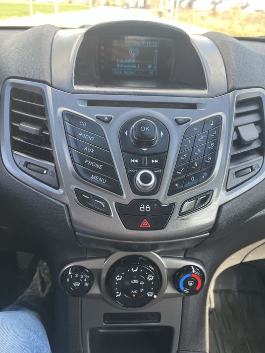Ford Fiesta 2013r van Vat1