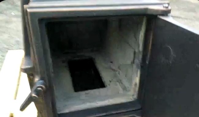 Буржуйка чугунная с варочной поверхностью