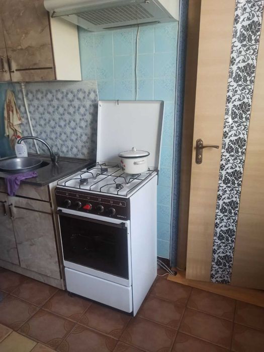 Продаж 147м будинку+будиночок для батьків з газовим опаленням.