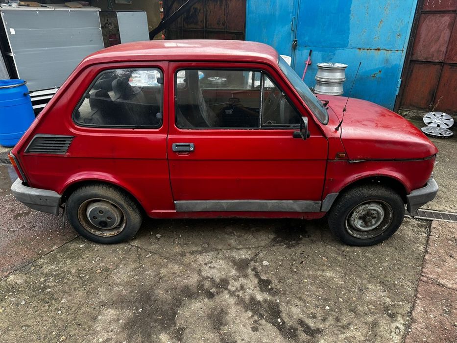 Fiat 126p w całości na części