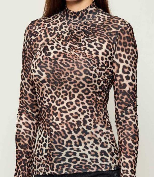 Bluza w cęntki zwierzęcy print