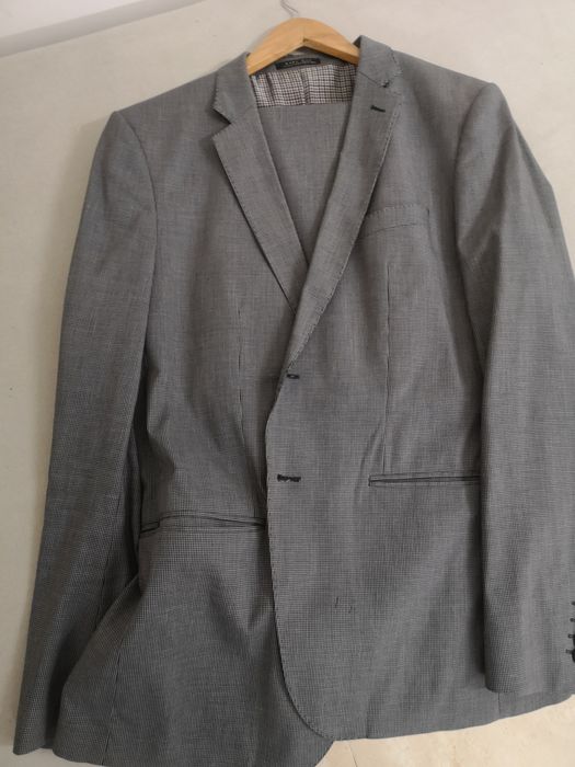 Fato de homem Marca Zara