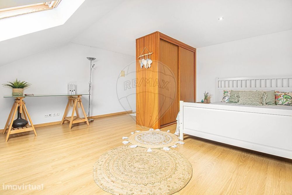 Apartamento T4 para arrendamento