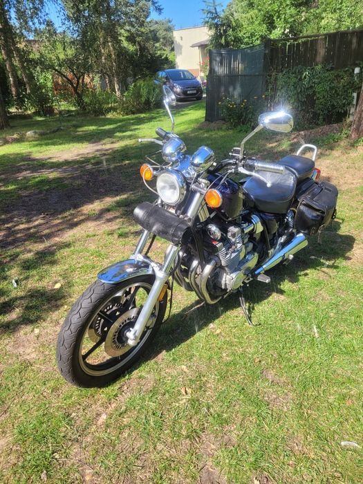 YAMAHA XJ700 maxim