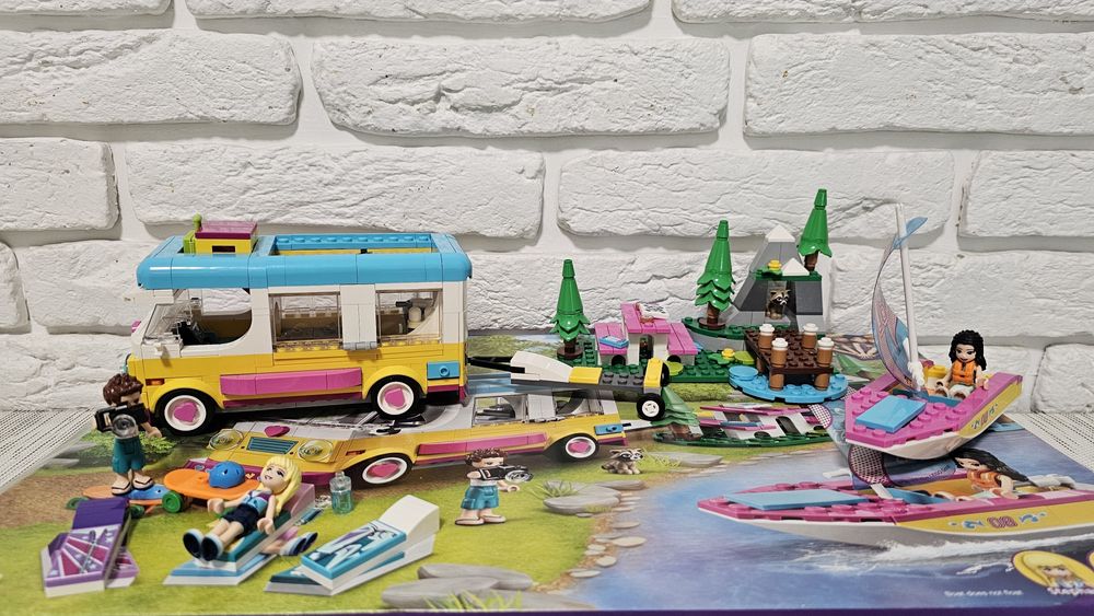 Lego friends. 41681 Лісовий будинок на колесах