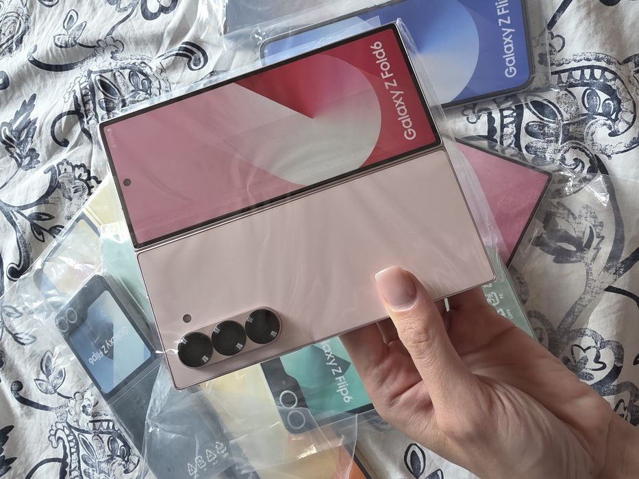 Муляжі Samsung Galaxy Z Flip 5 / Flip 6 / Flip 7 | Опт