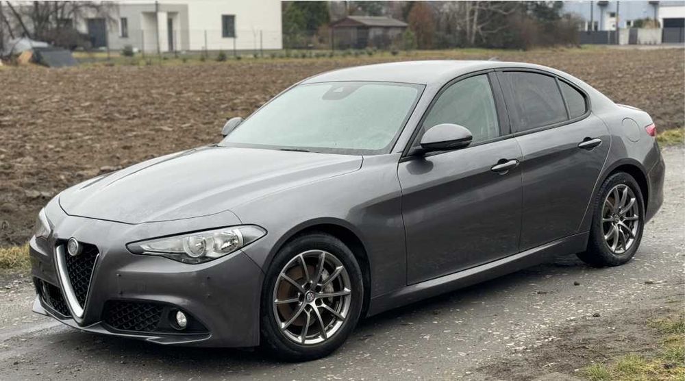 Alfa Romeo Giulia Бампер передній,задній шрот Розборка детали