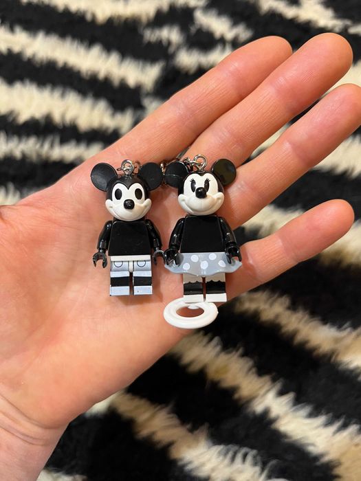 Лего Брелок Микки Маус Мальчик и Девочка LEGO Mickey Mouse KeyChain