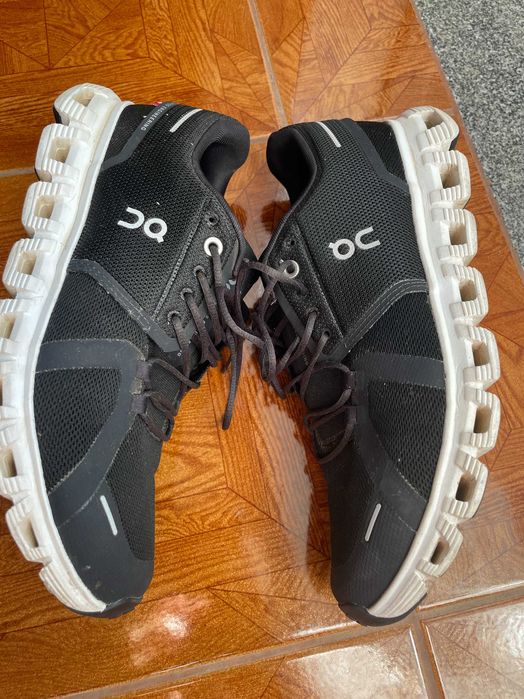 OnRunning Cloud 6 Pretos