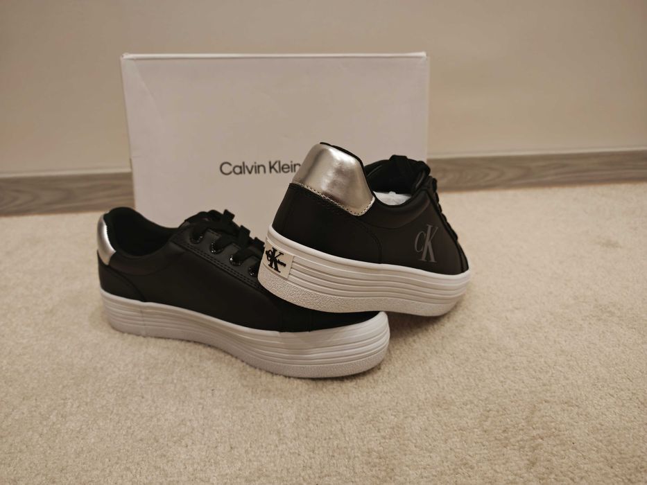 Nowe Buty trampki skórzane Calvin Klein Shivary rozmiar 39