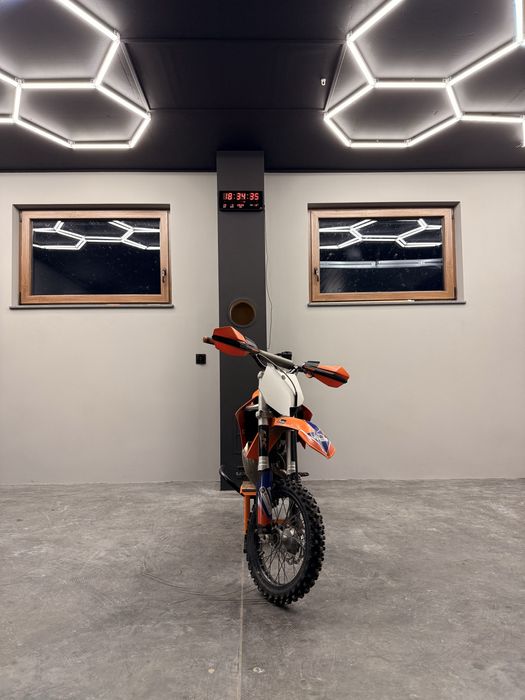 Ktm sx65.