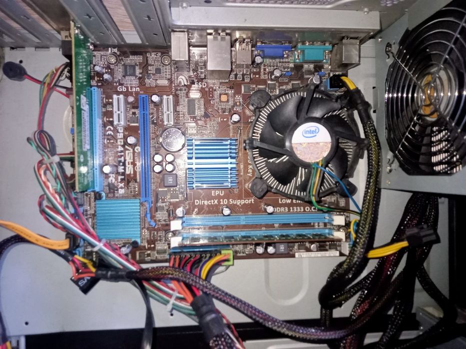 Компьютер стаціонарний Системний блок комп'ютера