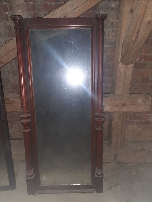 Дзеркала старовинні