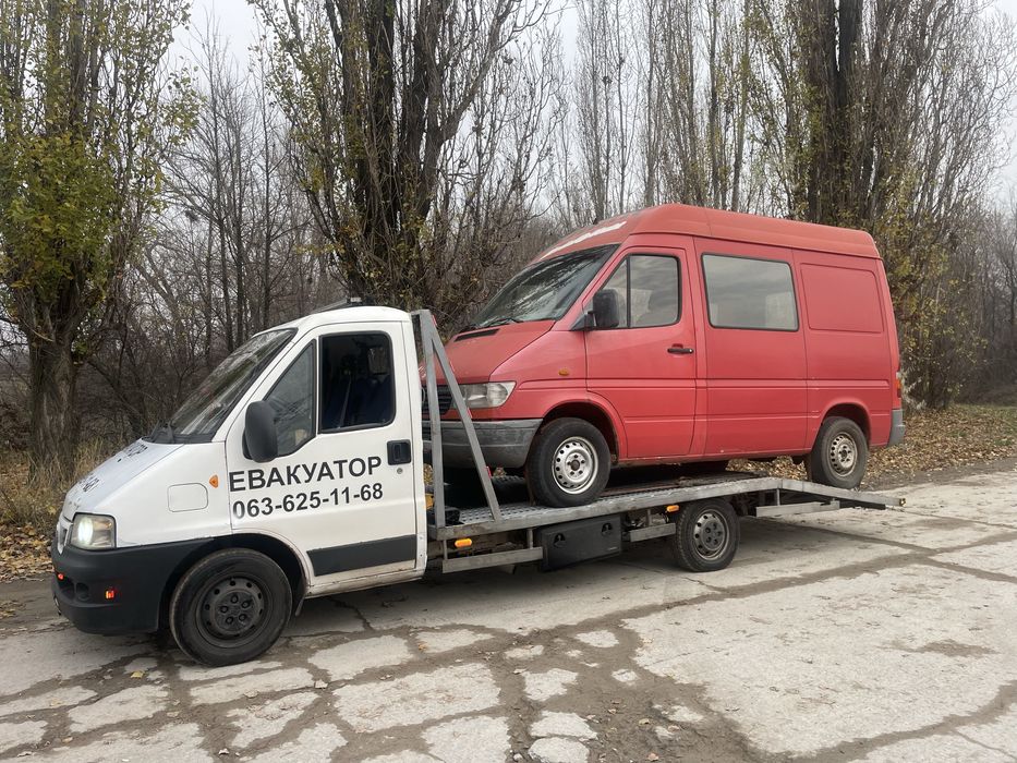 Услуги эвакуатора 24/7. Послуги евакуатора Каменское