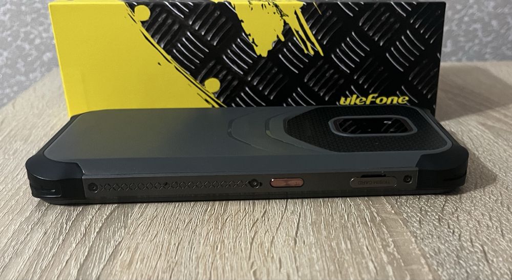Протиударний смартфон Ulefone Power Armor 14 Pro