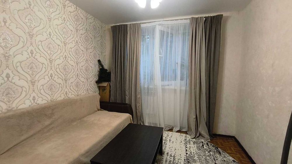 Продам 2 кім п.Котовського з ремонтом-30000у.о.Газ!