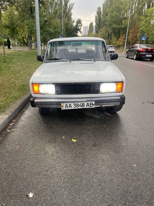 Продаеться ваз 2105 1997