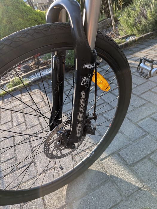 Rower górski Kellys Quartz DSC MTB – Srebrny, Tarczówki, Deore