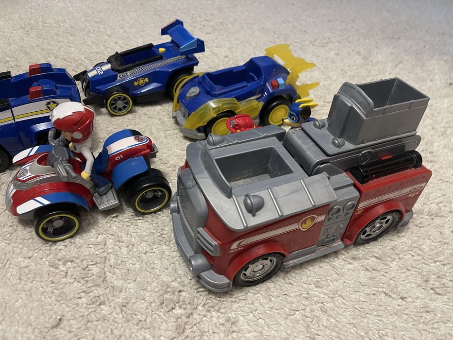 Pojazdy psi patrol 5 sztuk