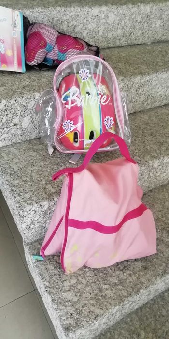 Patins em linha Decathlon com acessórios barbie