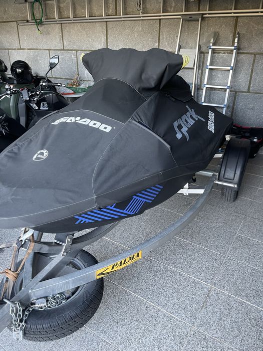 Cobertura capa seadoo spark trixx
