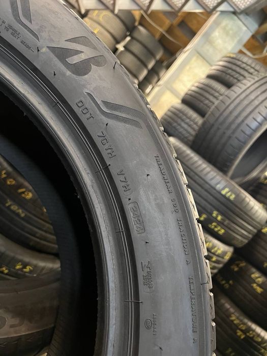 Шини Літні 285х45хR20 Bridgestone Alenza 001 / 2 Шт 90% Протектор