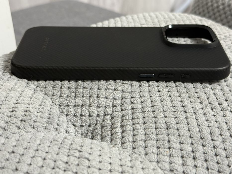 Оригінальний чохол PITAKA для iPhone 16 Pro Max