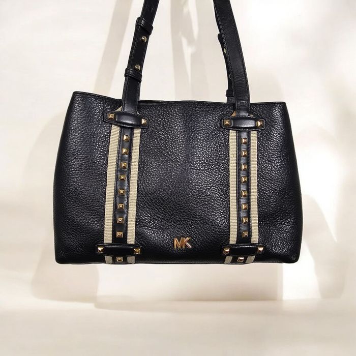 Torebka Michael Kors Griffin skórzana z ćwiekami