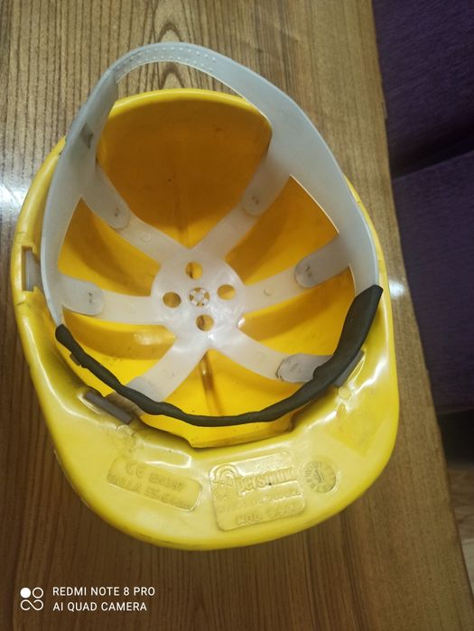 Kask ochronny budowlany