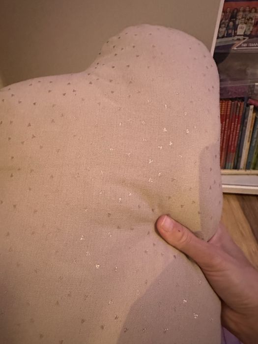 Zestaw ozdobnych poduszek do pokoju dziecka