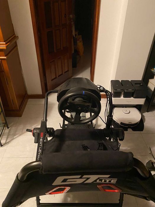 Cockpit Simulador de Corrida + Volante e Pedais