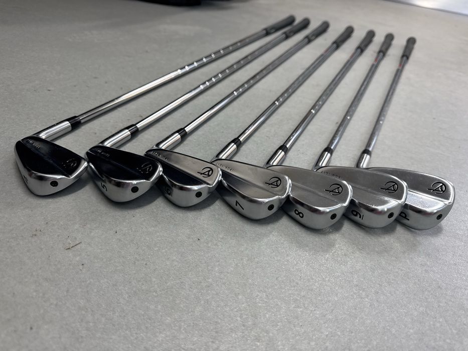 Set Ferros Takomo 101T (4-Pw)