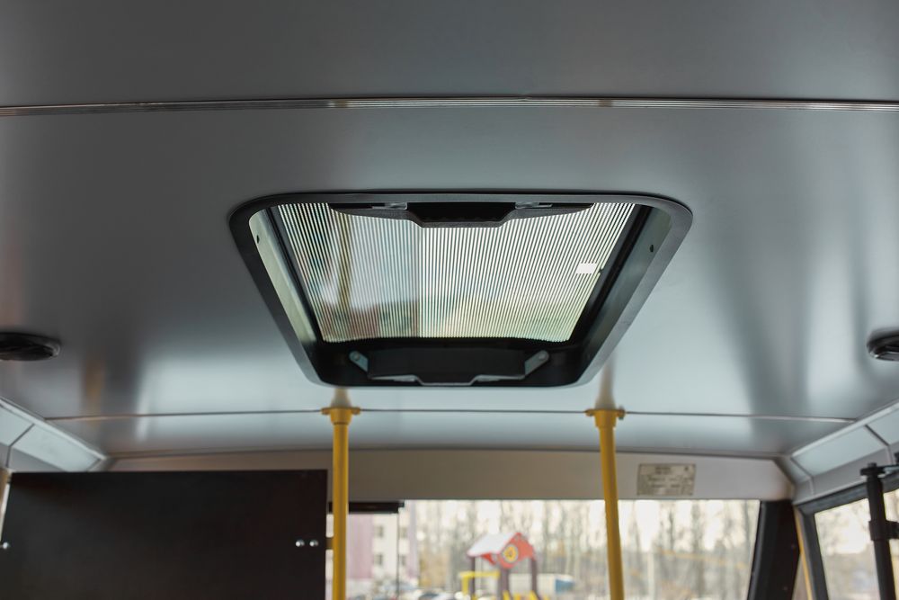 Шкільний автобус