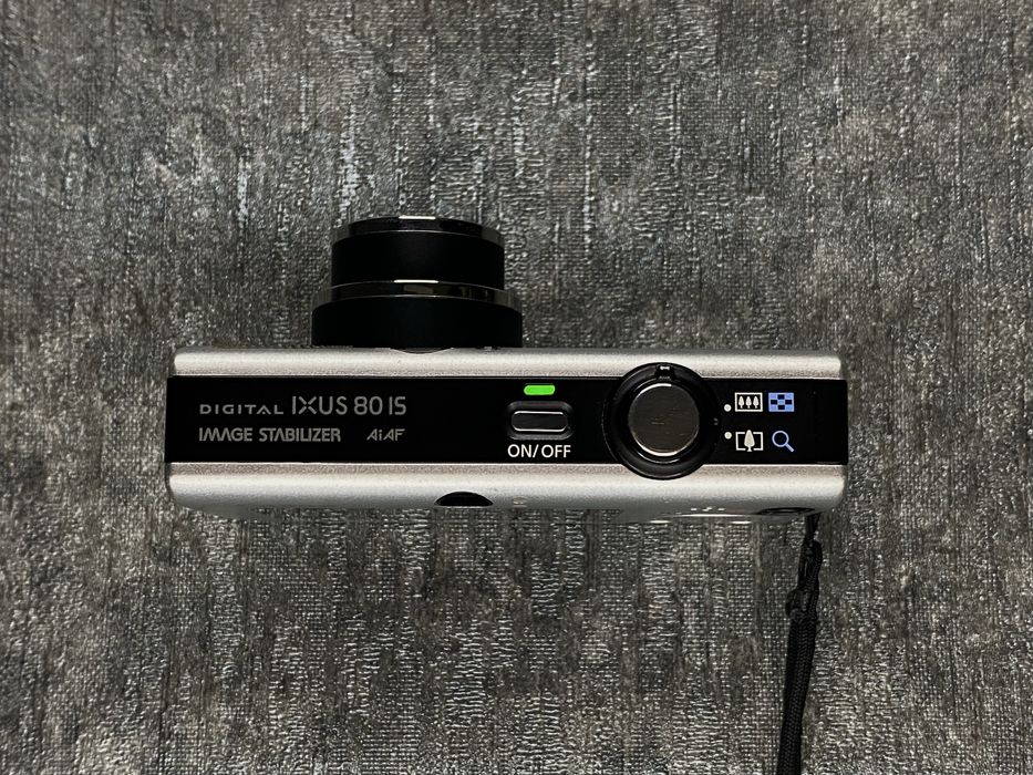 Canon IXUS 80 IS в дуже хорошому стані