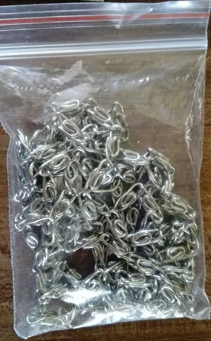 Nowa oryginalna, kolorowa kopertówka biała, czarna, szara