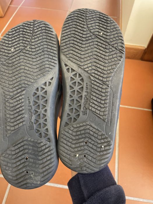 Chinelos de natação