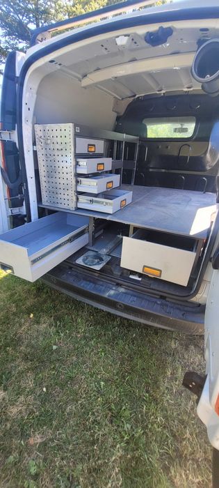 Zabudowa serwisowa szafka podwójna podłoga regał BUS szyflada imadło