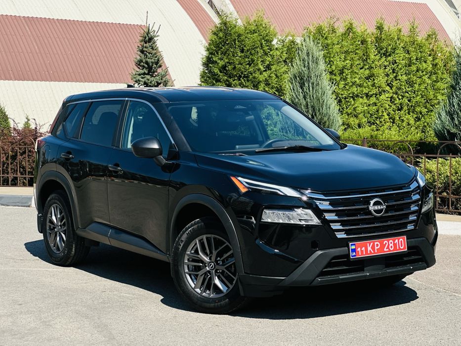 Nissan Rogue 2023 СВІЖАК