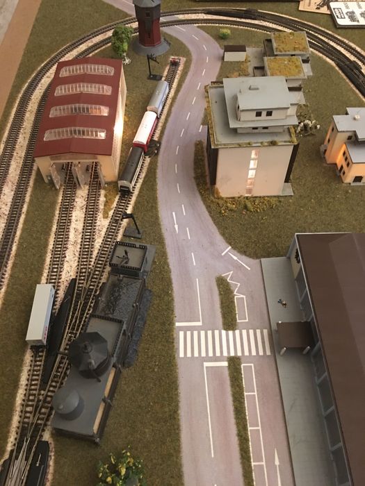 Comboio Märklin mini club - Z (1:220) - pista comleta, já montada.