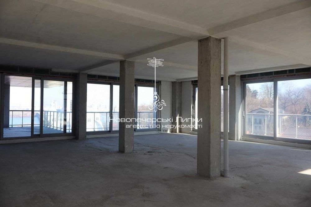 Продаж унікального пентхаусу без рем. вул. Ломаківська  508м2 Печерськ