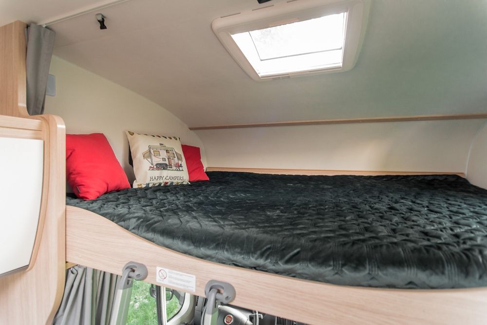 Wynajem Kampera Alkowa Sunlight A70 6-osobowy