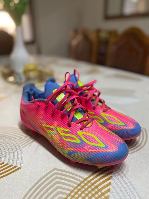Chuteiras adidas f50