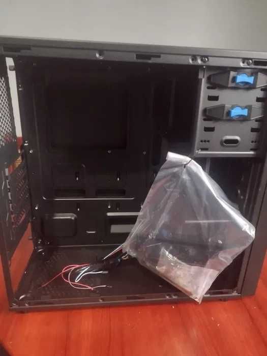 Obudowa Sharkoon VS4-V Nowa wysylka gratis