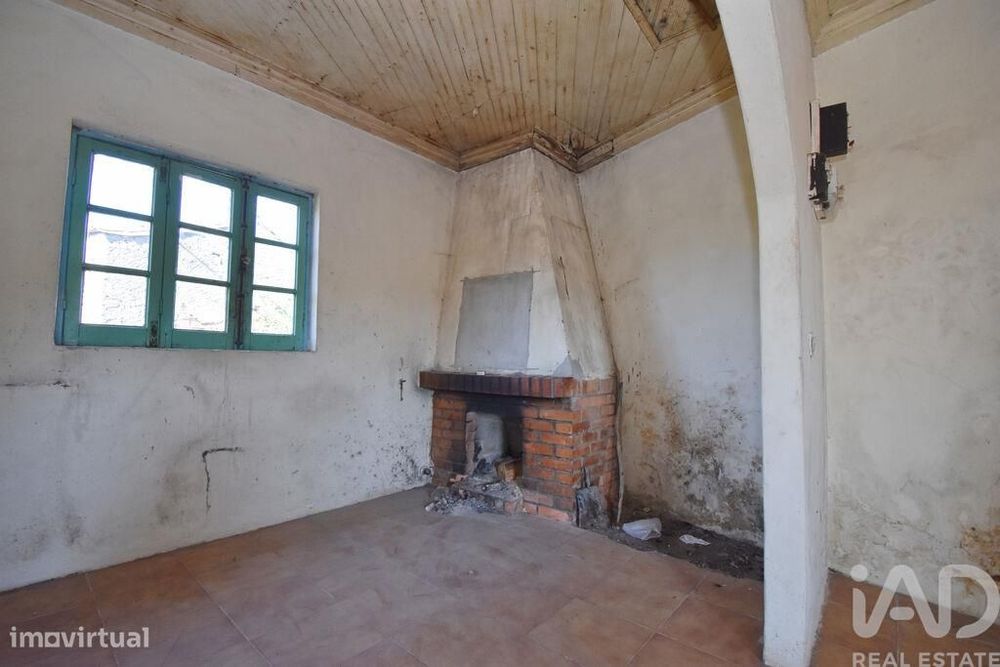 Casa de aldeia T4 em São Miguel, Santa Eufémia e Rabaçal de 140,00 m2