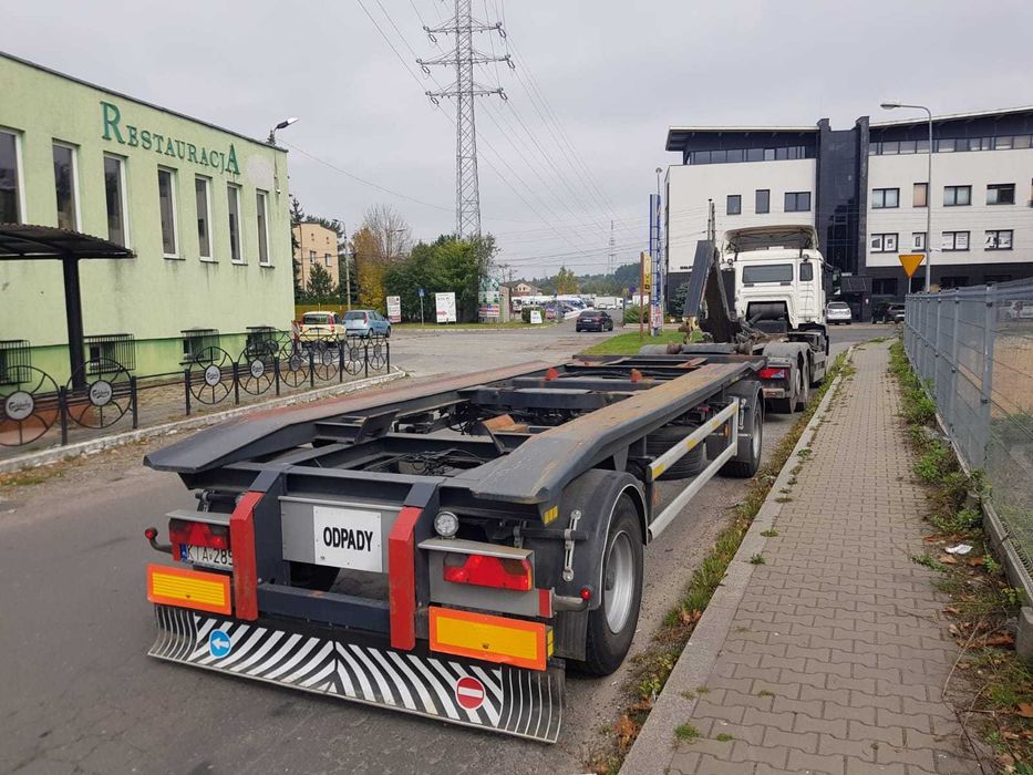 Transport złomu hakowiec z przyczepą HDS przewóz kontenerów Utylizacja