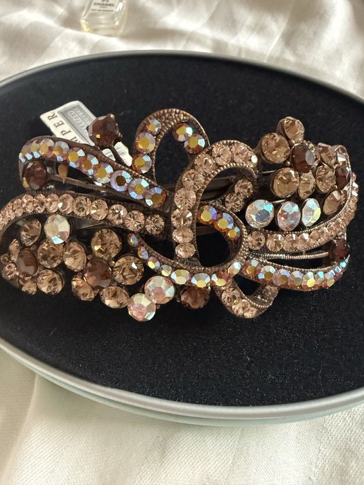 Lemper with swarovski