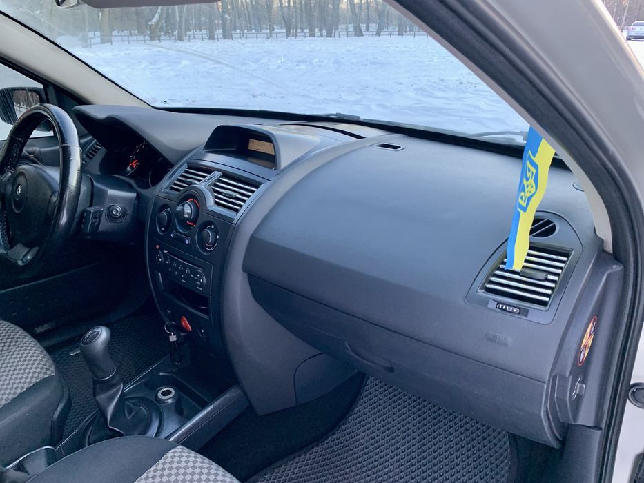 Renault Megane 1.6 газ/бенз