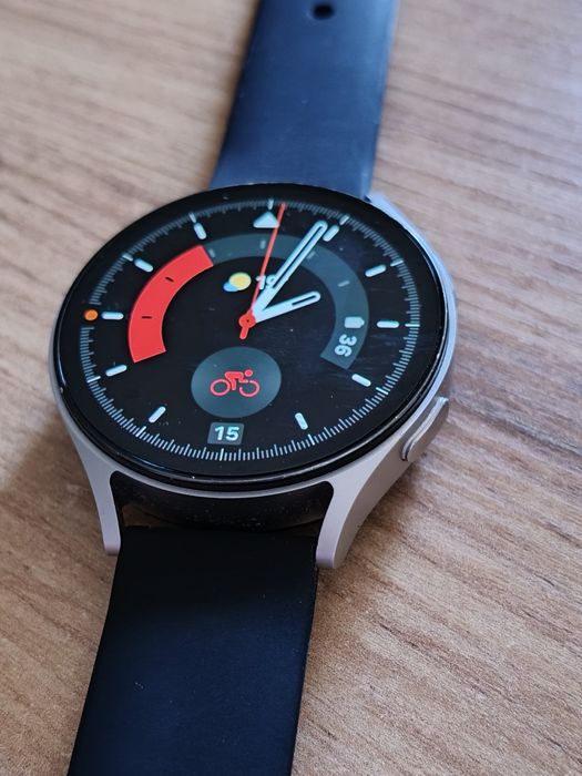 Samsung Galaxy Watch 7,44mm отличное состояние.
