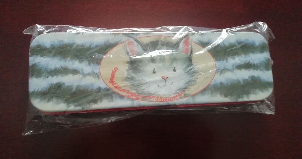 Caixa /Lapiseira /Estojo  "GATO"